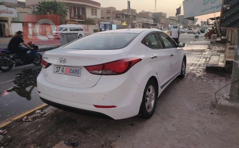 هیوندای ئەلەنترا